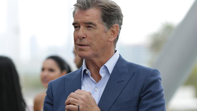 Pierce Brosnan (Richard Pace)
